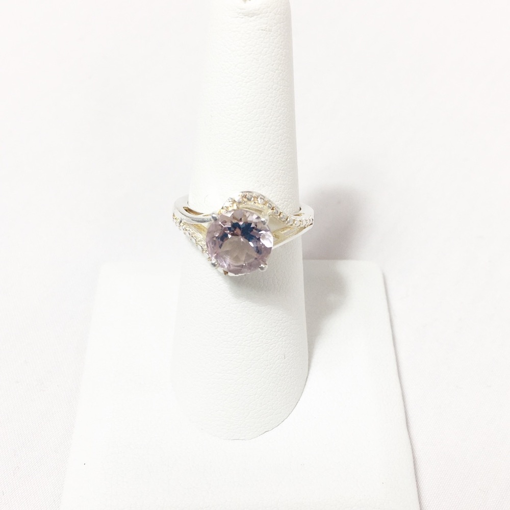 ROSE DE FRANCE AMETHYST RING